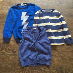 Boys Size S (5-6) Sweater Bundle